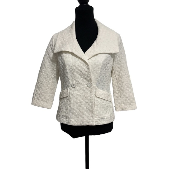 Cabi White Textured Button Club Blazer Jacket Pockets Collar Women's Size Small - Picture 2 of 9
